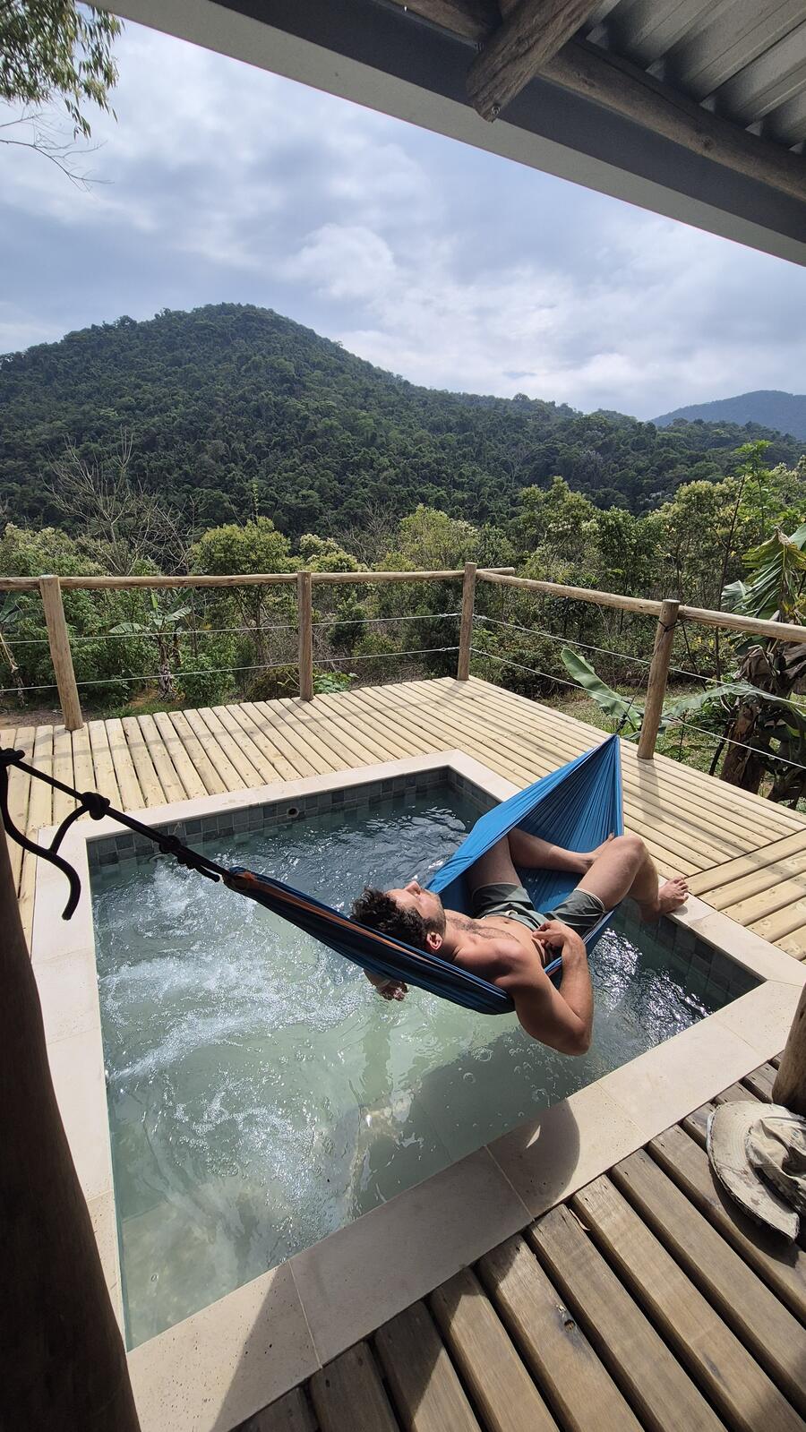 Piscina de hidromassagem